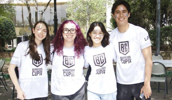 Nelly Valdez, Regina Montaña, Catherine Itzel y Rodrigo Siller.