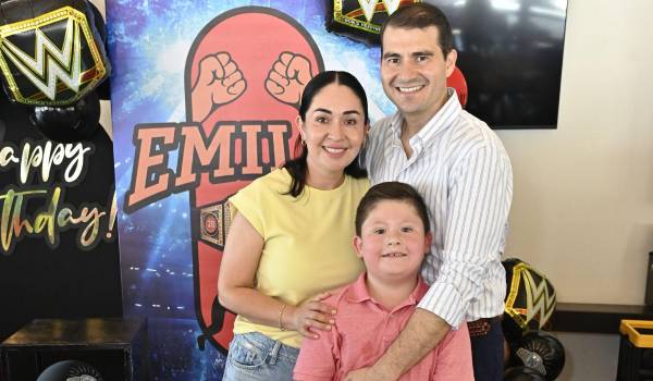 Cecilia Valdés, Diego Rodríguez y Emilio Rodríguez Valdés.