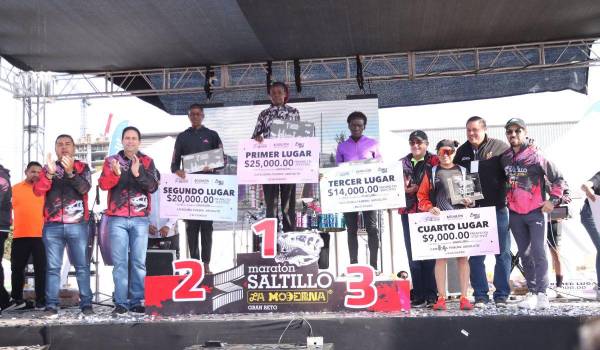 Ganadoras de la rama femenil.