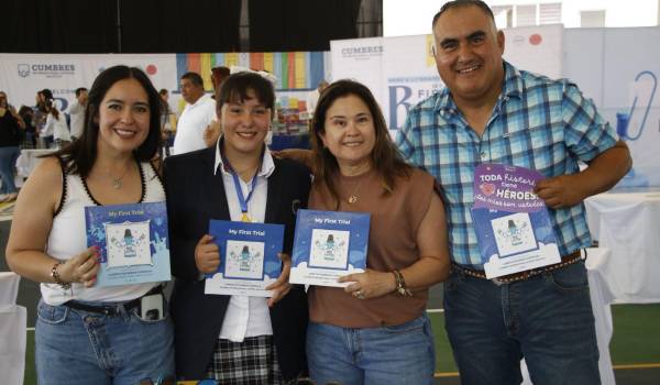Bárbara Castilla, Loreta Figueroa, Eda Bermea y Jesús Figueroa.