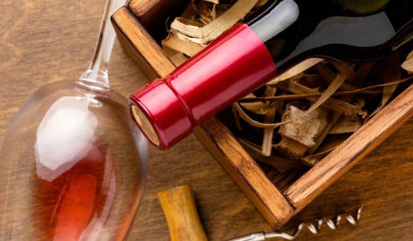 Un brindis con Shakespeare: amor, vino y tragedia en cada verso y cada copa.