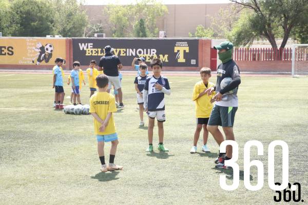 $!SE DIVIERTEN EN CAMPAMENTO DE VERANO DEL INSTITUTO CUMBRES