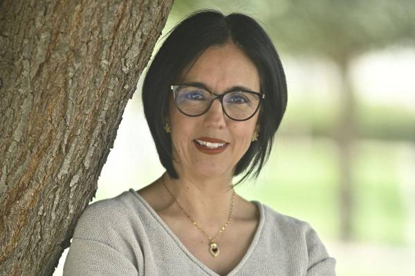 Para Caro Arizabalo, la salud también se cultiva en el equilibrio entre cuerpo, mente y entorno.