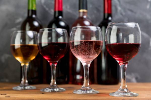UNA CURA EN CADA BOTELLA