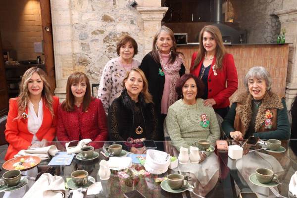 Hilda Galindo, Laura Pacheco, Elizabeth Reyes, Patricia Reyes, Yolanda Reyes, Blanca Oyervides, Dora Elia de la Peña y Carmen Jiménez.