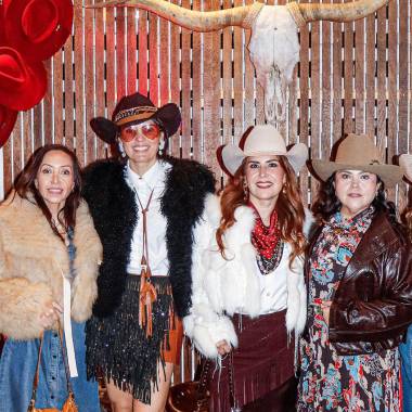 Brenda Siller, Mariana López, Arely Cortés, Ana Siller y Liliana Jiménez, organizadoras.