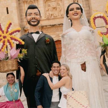 Patricia Villarreal Martínez y Carlos Alberto Téllez Rodríguez disfrutaron de una velada previa a su boda en Oaxaca, rodeados del cariño de familiares y amigos.