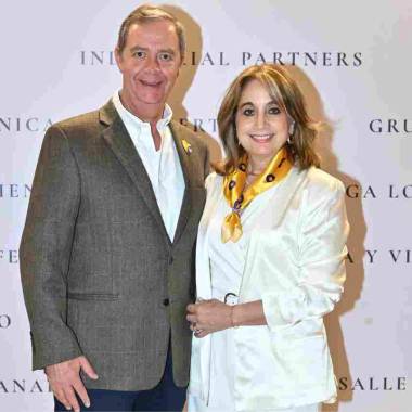 Herminio Rodríguez y Gina Lara.