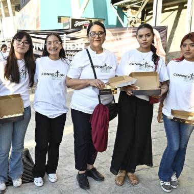Renata Rivera, Elena Manzanares, Lizbeth Jiménez, Angélica López, Carolina de la Rosa y Yaeli Flores.