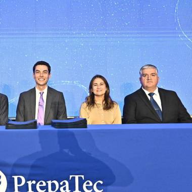 Mónica Maluy, Alice Fournier, Adrián González, Karina Medrano y Gerardo Alvarado.