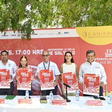 Mariana Zablah, Rosy Saucedo, César Iván Moreno, Isidoro García, Cristina Amezcua, Hermano Gustavo Ramírez, Daniela Gutiérrez y Carlos Orta.
