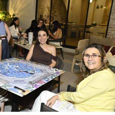 Rosa Elva López, Lorena y Erika Cortés y Mara Garza.