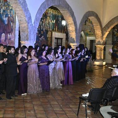 Intérpretes de la Compañía de Ópera de Saltillo durante la gala “Trilogía”, inicio de su nueva temporada.