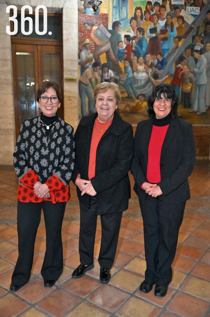 $!Nohora Espinosa, Esperanza Dávila y Conchita Recio.