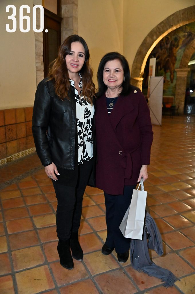 $!Maricarmen Farías y Kanny Martínez de Farías.