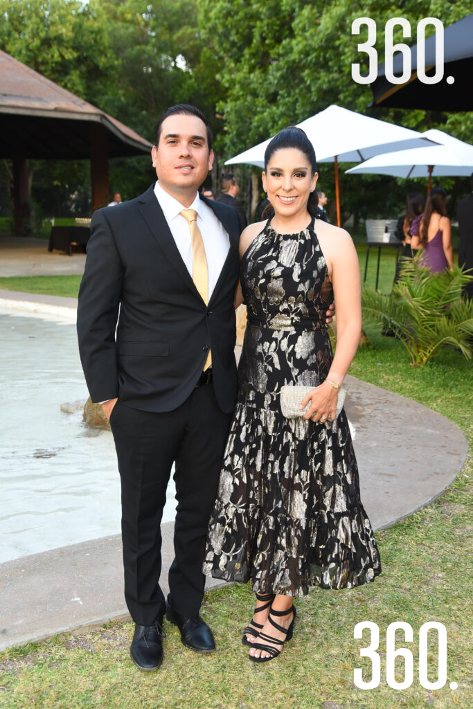 $!Josué Garza y Valeria Ramírez.