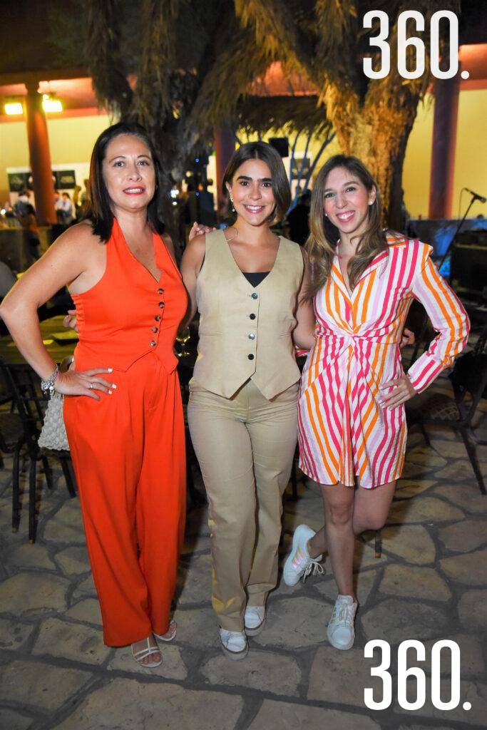 $!Rocío González, Alondra Gutiérrez y Licia González.