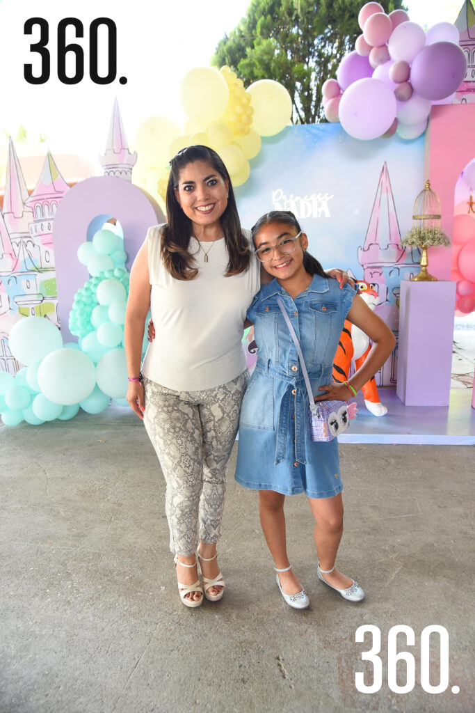 $!Gisela Burciaga y Sofía Ramos.