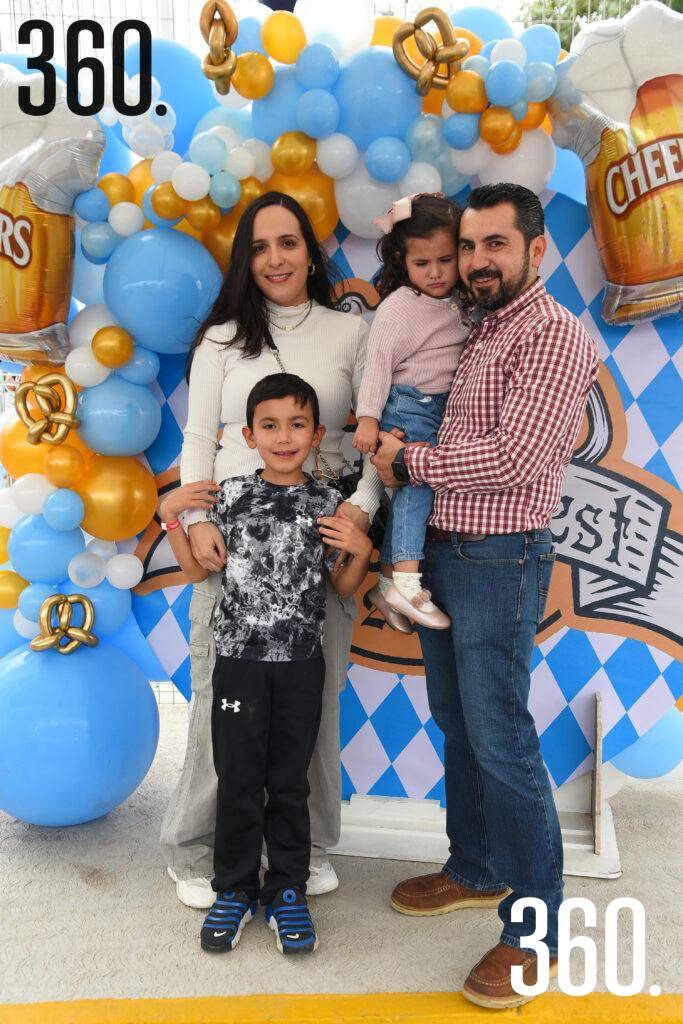 $!Familia García Dávila.