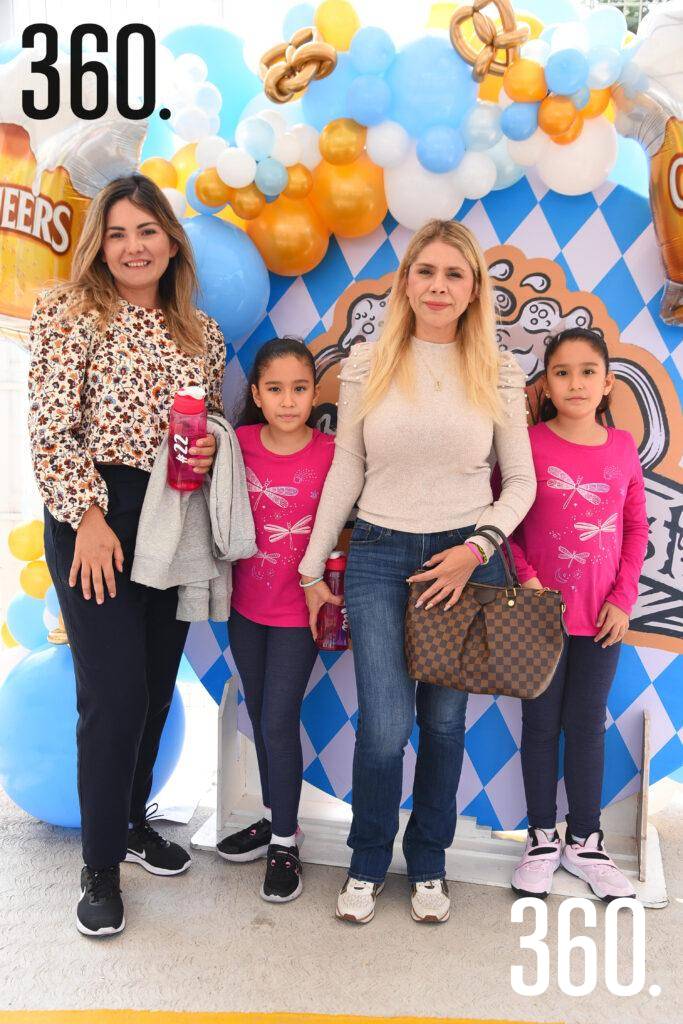 $!Silvia Chavarría, Naty Muñoz, Erika Chavarría y Sofía Muñoz.