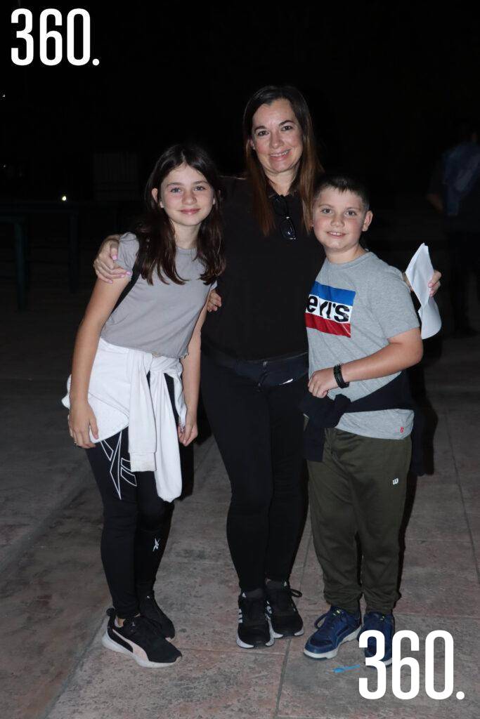 $!Victoria Moreno, Berenice de la Garza y Alejandro Moreno.