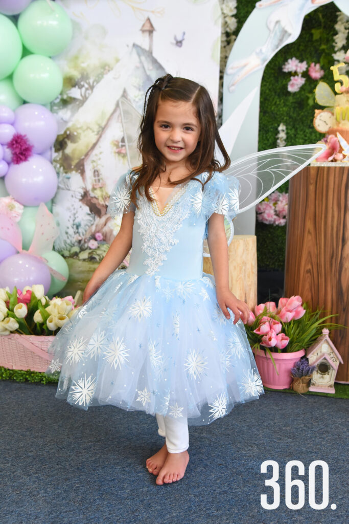 $!MARIE NUÑEZ CELEBRA CON THINKERBELL
