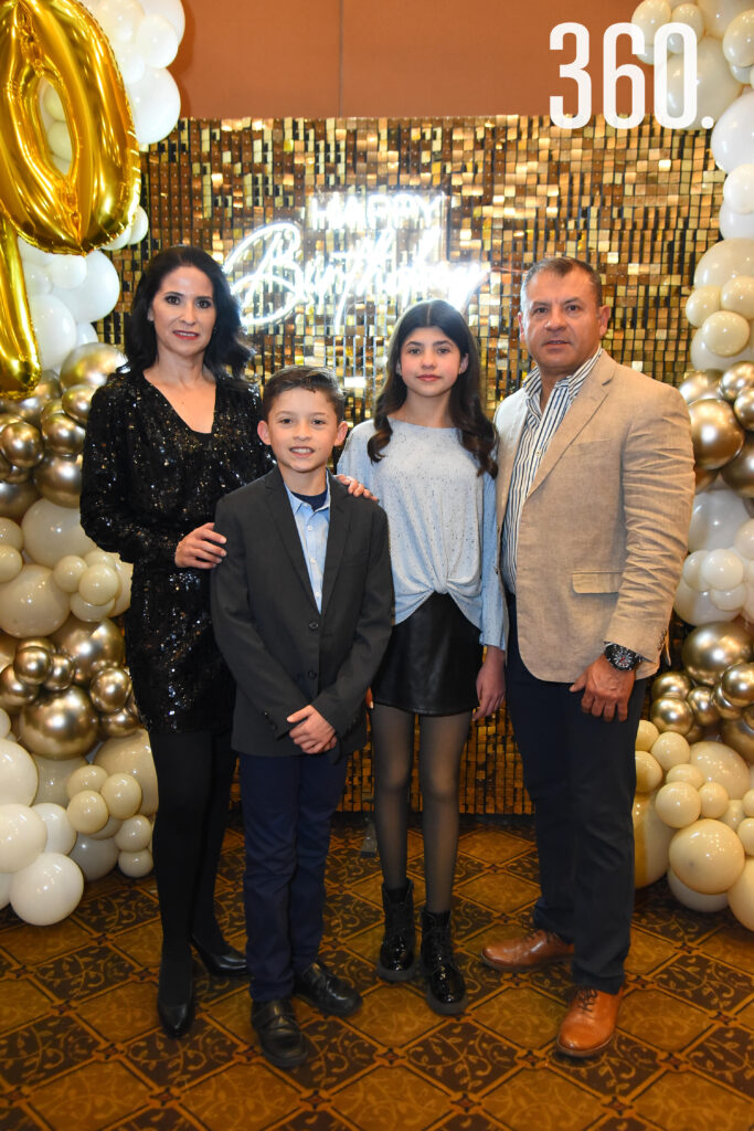$!¡ROSY ALMANZA CUMPLIÓ 70 AÑOS!