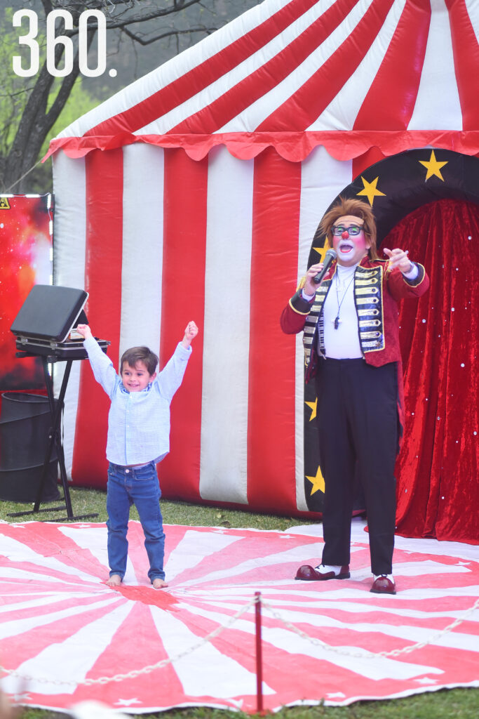 $!¡JUAN PABLO GARCÍA LOPÉZ SE FESTEJA!