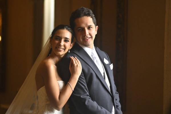 Marianne Argüelles Flores y Ernesto Aburto Torres.