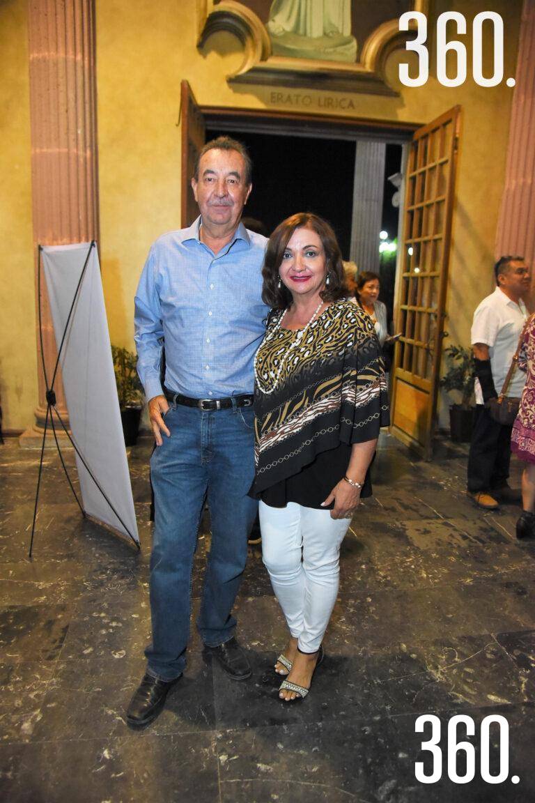 $!Jaime Garza y Lourdes Carrales de Garza.