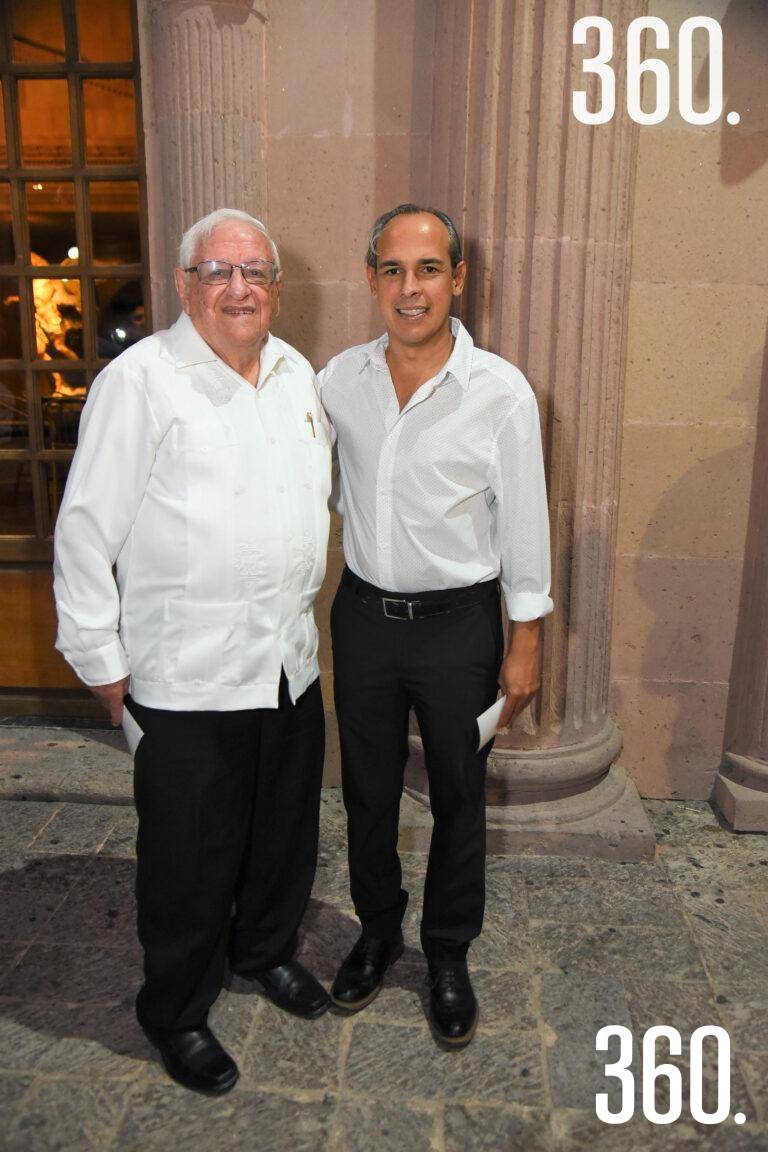 $!Armando Fuentes Aguirre y Javier Fuentes.