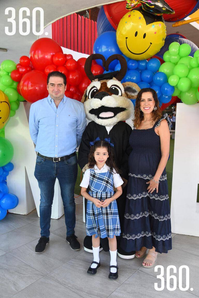 $!Vicente Quiroga, Denise Díaz y Paola Quiroga.