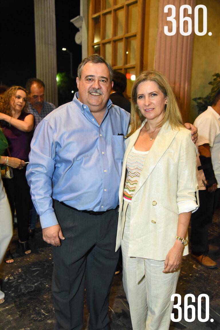 $!Alejandro Dávila y Elma Arizpe.