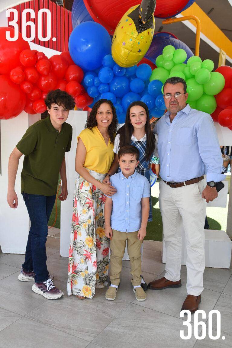 $!Familia Perales Arizpe.