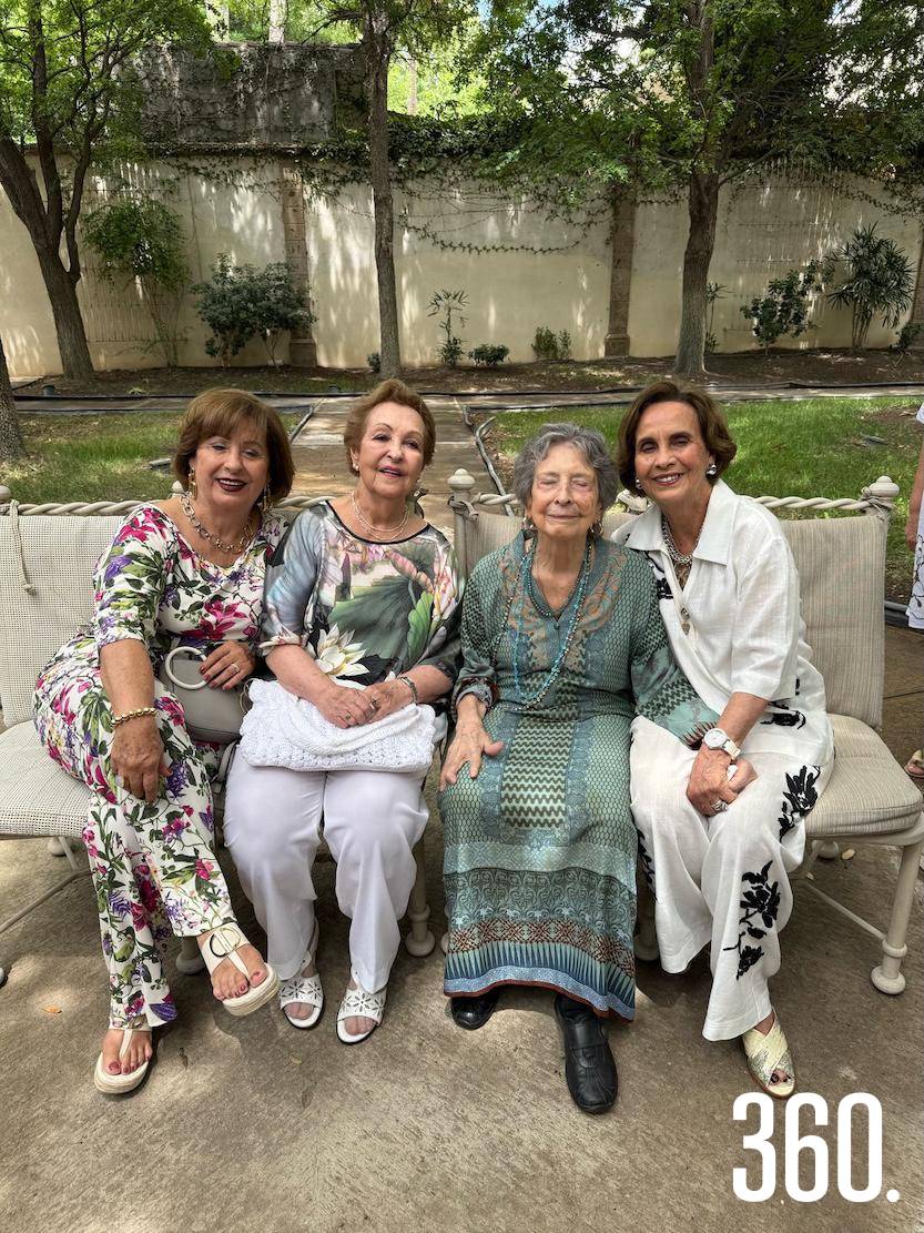 $!La familia Alanís se reunió para fortalecer sus lazos.
