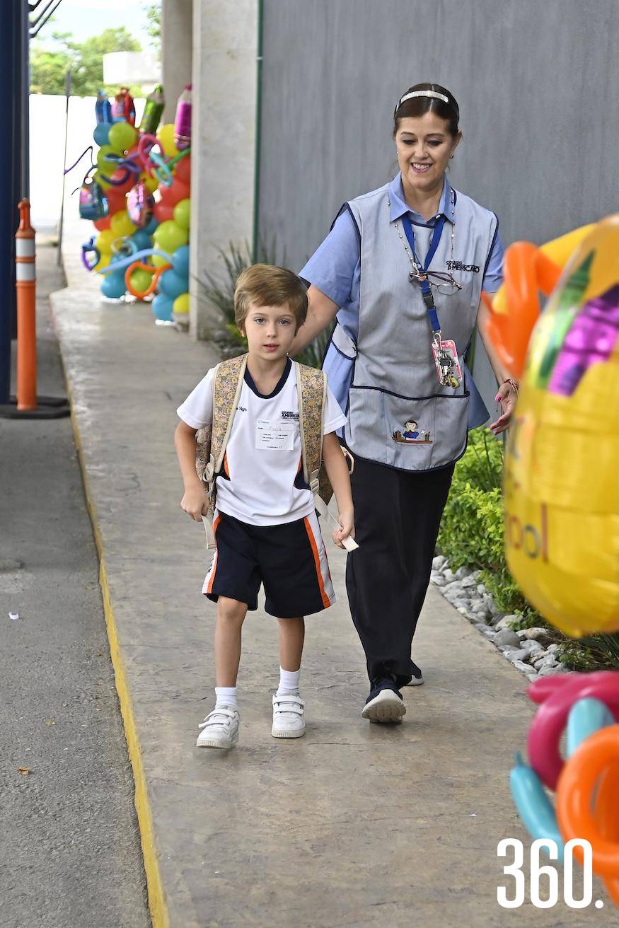 $!Caminito de la escuela...