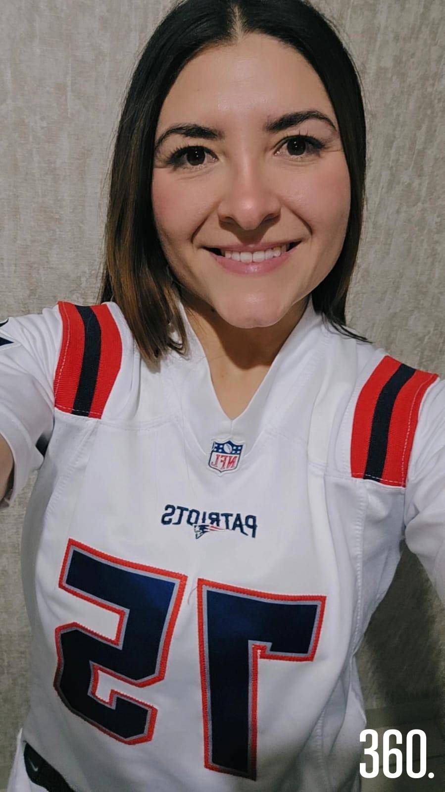 $!Sol Rodríguez, fanática de los Patriots y jugadora de futbol americano.
