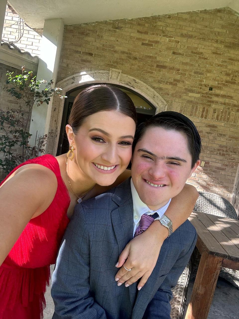 $!Sylvia Dávila, hermana de Ignacio.