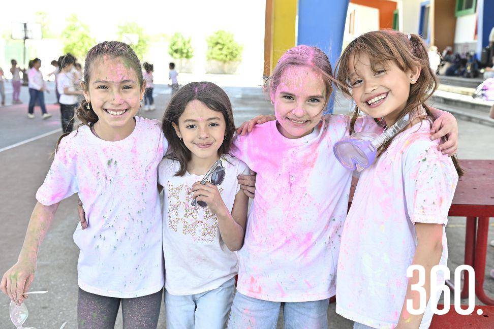 Sara Lucía Guajardo, Emma Ramos, Lía Cornejo y Ana Ceci de la Peña.