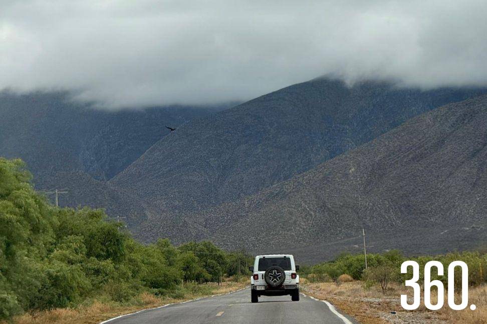 Carretera, desierto y horizonte: el inicio de una nueva forma de sentirse libre.