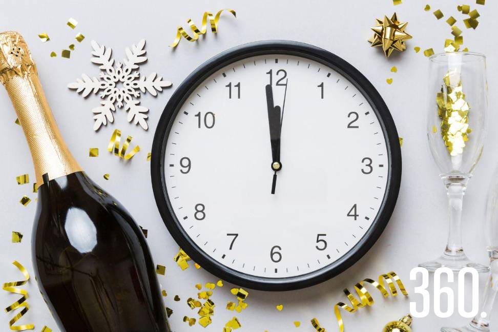 El brindis de Año Nuevo simboliza celebración y nuevos comienzos, pero también invita a reflexionar sobre el consumo responsable de alcohol.