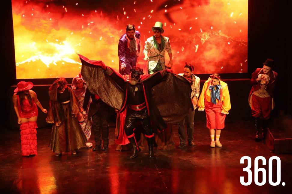 “La Pastorela de Catón” despidió su temporada entre aplausos, risas y tradición.