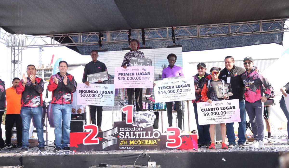 Ganadoras de la rama femenil.