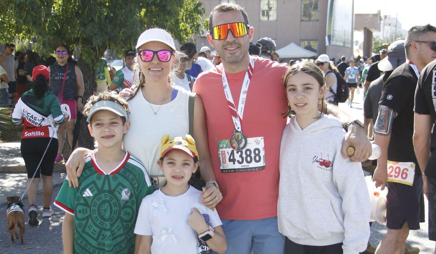 Familia Gándara Flores.