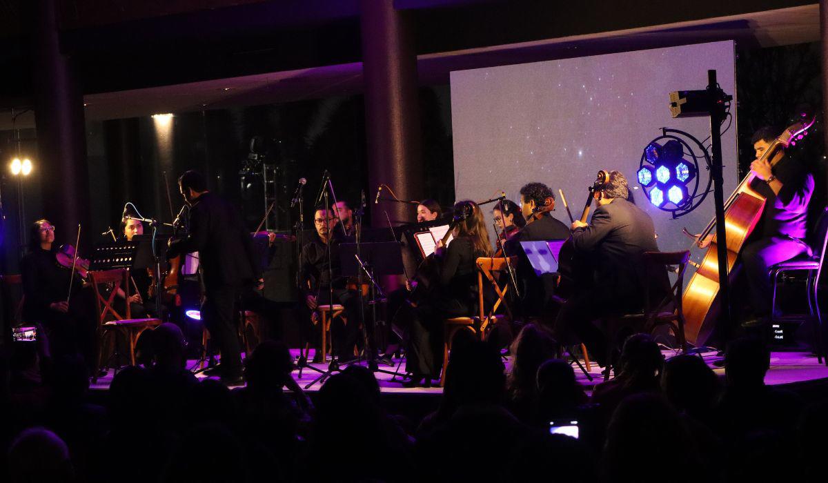 La Orquesta de Cámara de Saltillo llevó a los asistentes a un viaje sonoro por el Sistema Solar.