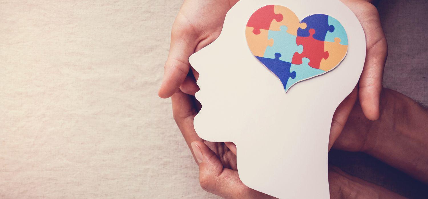 Cuidar el cerebro es un acto diario de amor propio: lo que comes, duermes y piensas impacta tu salud y bienestar emocional.