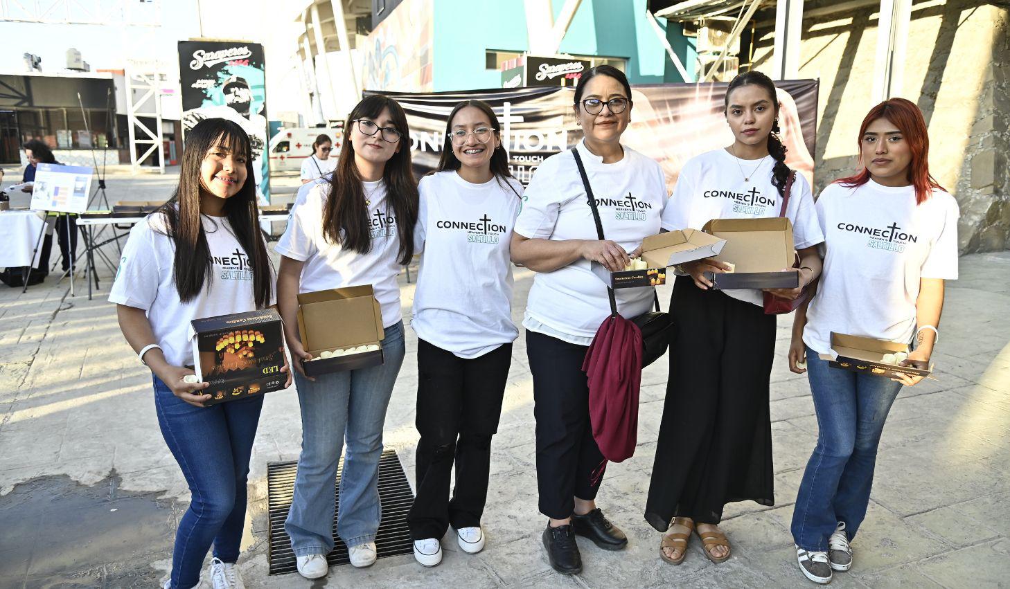 Renata Rivera, Elena Manzanares, Lizbeth Jiménez, Angélica López, Carolina de la Rosa y Yaeli Flores.