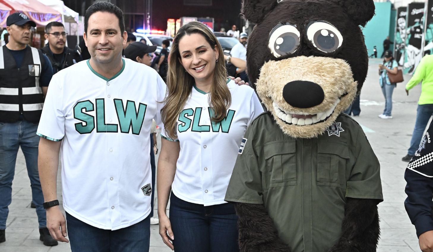Javier Díaz y Luly López.