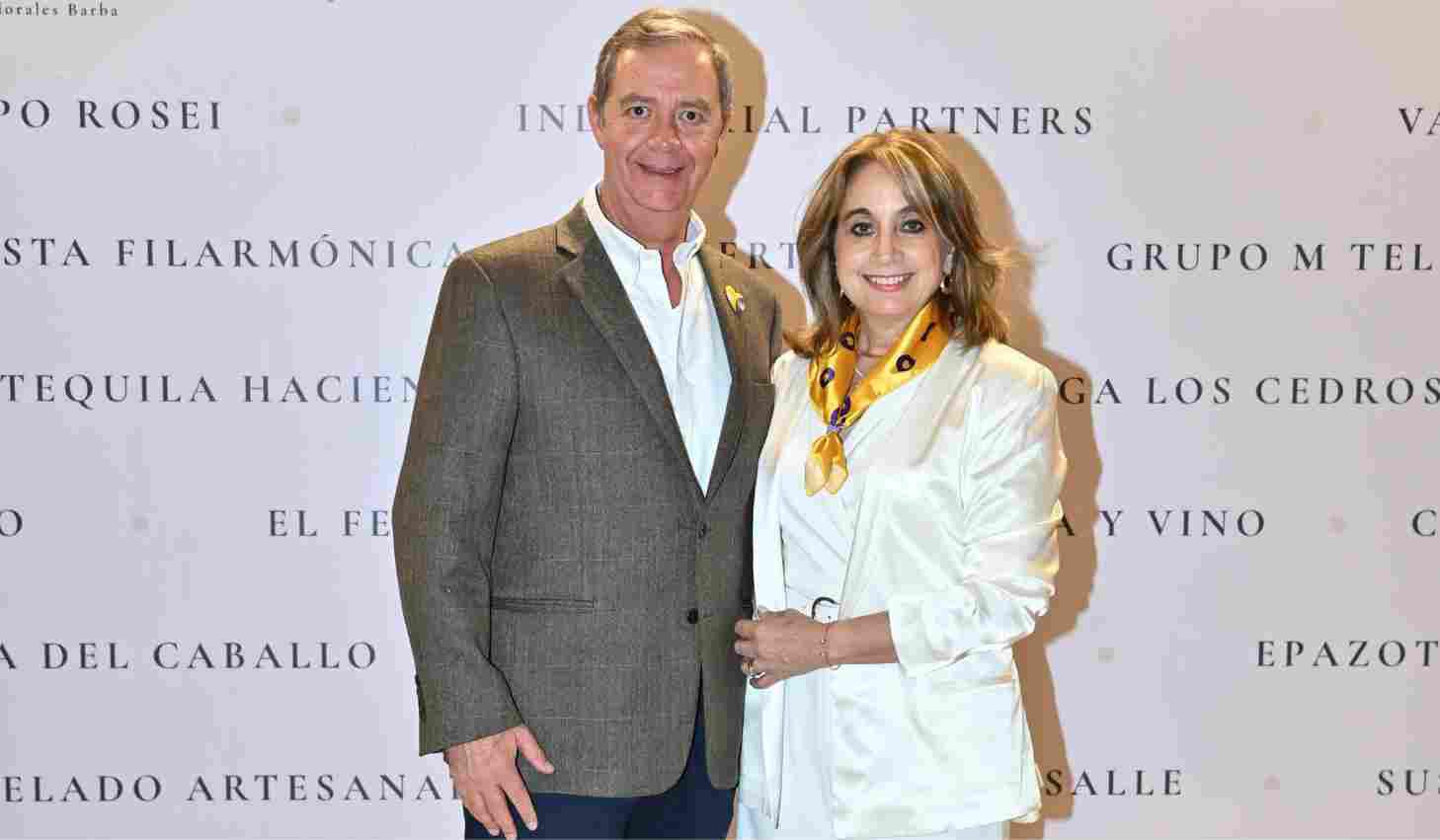 Herminio Rodríguez y Gina Lara.