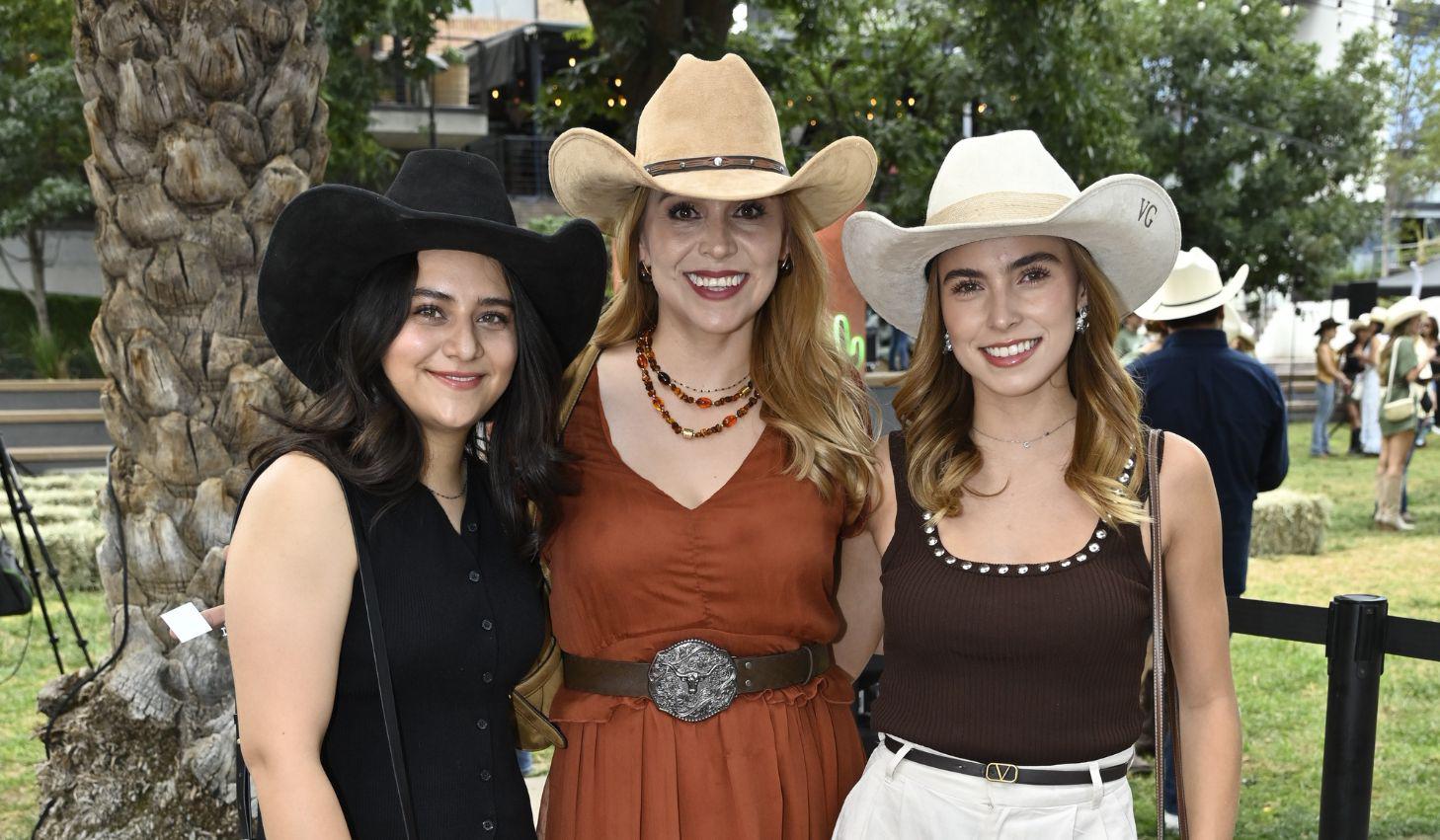 Fernanda Manso, Andrea Vallejo y Valentina Garza.